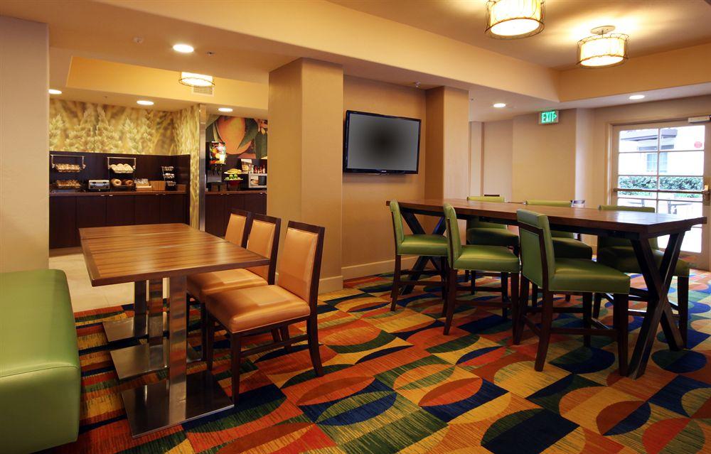 Fairfield Inn & Suites San Diego Old Town Esterno foto