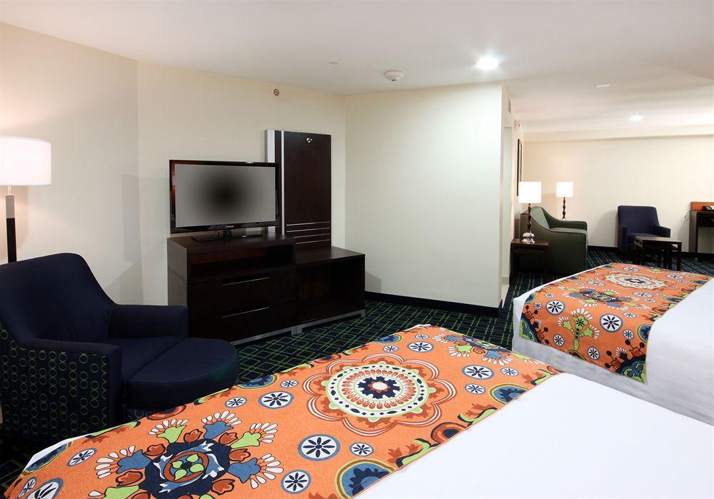 Fairfield Inn & Suites San Diego Old Town Esterno foto