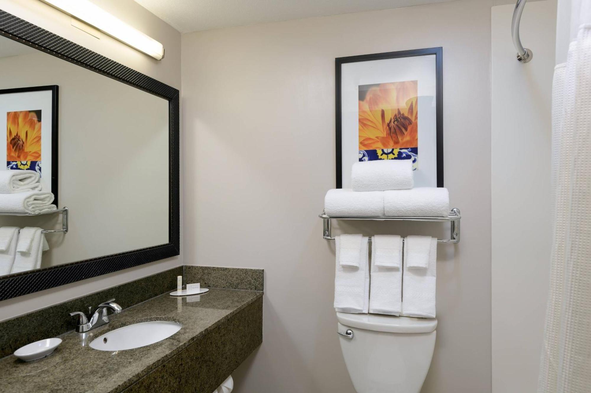 Fairfield Inn & Suites San Diego Old Town Esterno foto